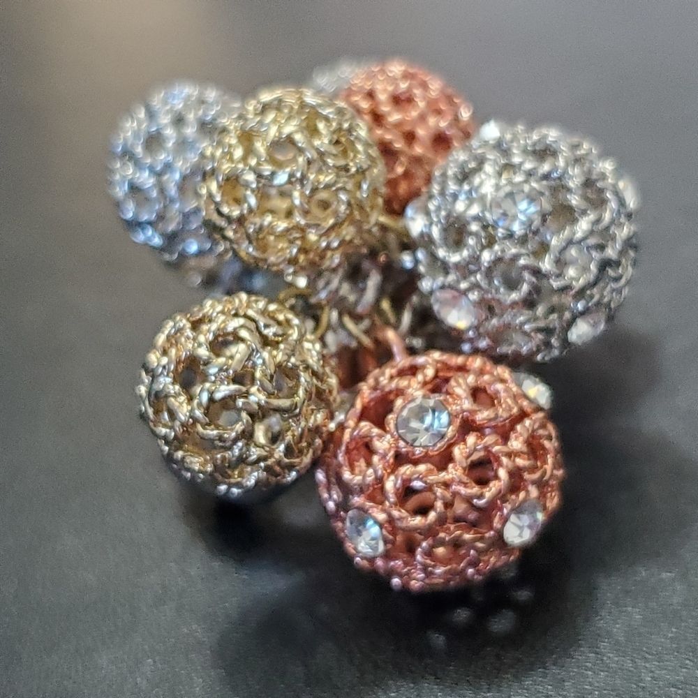 Multi tone mesh-like balls ring - Picture 6 of 8